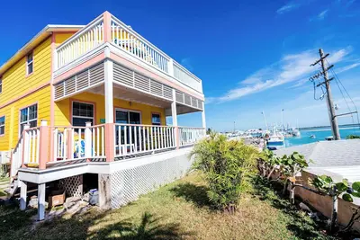 Image de Cottage Yellow Tail avec voiturette de golf Gratuite