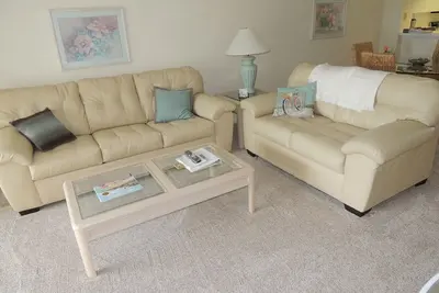 Image de Condo 2-Br avec adhésion sociale au Plantation Country Club! Nouvellement décoré!