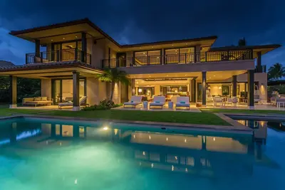 Image de Vue imprenable sur l'océan, plage de sable blanc, club privé et hôtel à quelques pas