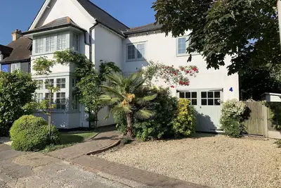 Image de Maison élégante et confortable. Parfait pour les réunions de famille