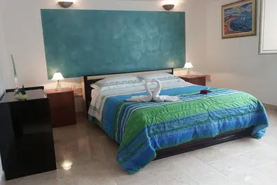Image de Maison De Vacances La Rose Rouge À 100 MÈTRES De La Mer, Wi Fi Et VÉLOS Prix Gratuits