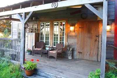 Image de Location de cabine près de Cedar Point, Lake Erie, avec bain tourbillon, foyer au gaz, barbecue au gaz