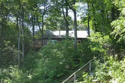 Image de Les chiens séjournent gratuitement, chalet au bord de l'eau, parfait pour les familles, 10 couchages, bateau incl.