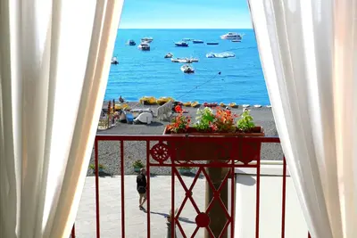 Image de Villa Costanzo face à la plage de 10 verges WiFi gratuit