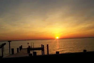 Image de Jellyfish Cottage - Couchers de soleil spectaculaires sur la baie de Chesapeake