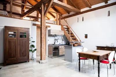 Image de Appartement (grange convertie, 40 m²) avec galerie