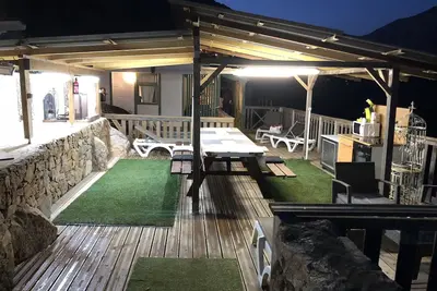 Image de chalet avec terrasse panoramique de 80 m2