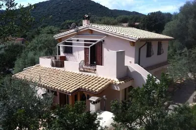 Elégante villa avec vue sur Cala Sinzias (P5833)