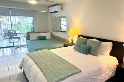 Image de Cabana ÉTAPES À piscine et la plage ** Direct & Accès Privé / Parking / WiFi ** All U Need