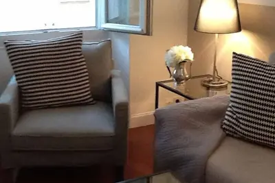 Image de Récemment rénové 1 Br Apt Dans Oldtown - Courte distance de marche des festivals et de la plage