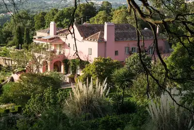 Image de Magnifique villa familiale historique avec piscine privée, chapelle et vaste terrain