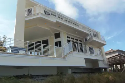 Image de Luxe Hutchinson Island vacances ~ Oceanfront w / Ascenseur Piscine-Pier-Boat