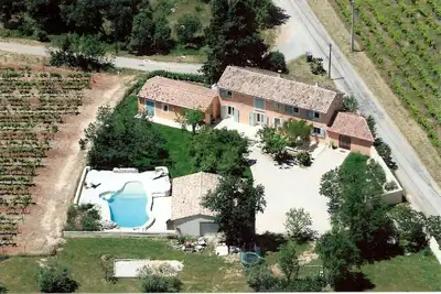 Image de coquet mas provençal de 200m2 - 8 pers