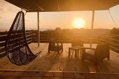 Image de Villa de luxe 2 chambres, une salle de bain avec WiFi gratuit et télévision par satellite, maintenant @ 150 $ / nuit