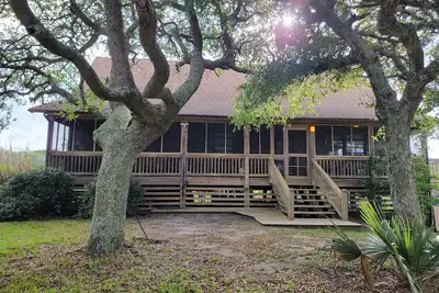 Image de Renseignez-vous pour la dernière minute actualisant Unique 2 Location unitaire (4Br / 3ba) Vue de l'eau