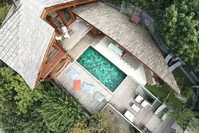 Image de piscine avec aucun vis a vis l été, sauna, spa, home cinema, billard