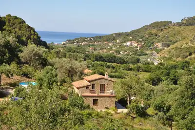 Image de Cilento, Castellabate - Maison de vacances avec piscine + vue mer dans une belle position panoramique