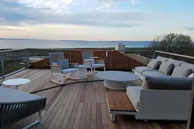 Image de Spectaculaire Site Surplombant Vineyard Sound