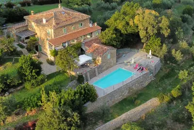 Image de Cévennes : belle maison du 17è, 120ha, Piscine, Wifi