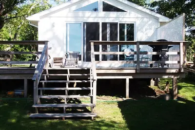 Image de Plage Crisp et propre avant Cottage