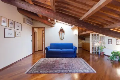 Image de Leoni House Verona, élégant appartement dans le centre historique