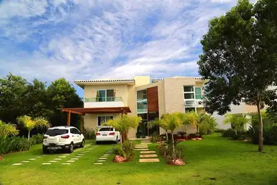 Image de Maison de 4 chambres dans une copropriété de luxe près de la plage