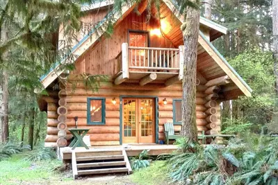 Snowline Cabin # 10 - Cabane en rondins réels - WiFi - Sleeps-8