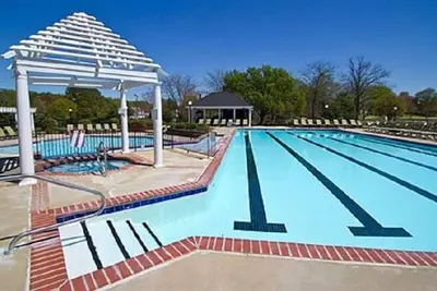 Image de The Historic Powhatan Resort - 2 Chambre étage