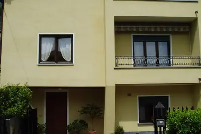 Image de Appartement dans une maison jumelée avec grand jardin près du lac