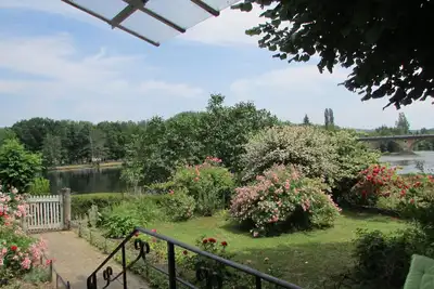 Image de \"La Maison Du Pecheur\" Sur La Rive De La Dordogne A Tremolat