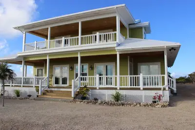 Image de Maison de 4 chambres avec vue imprenable sur l'océan depuis le sommet de Miley Hill