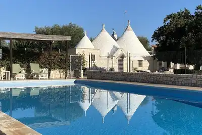 Image de Trullo traditionnel, zone rurale, piscine privée fermée, usage unique seulement