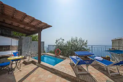 Image de Vue Maison de la mer de la mer de la terrasse