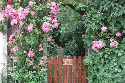 Image de Norfolk, Cozy Beamed Cottage Fermer Sandy Beaches / Broadland. Lieu paisible.