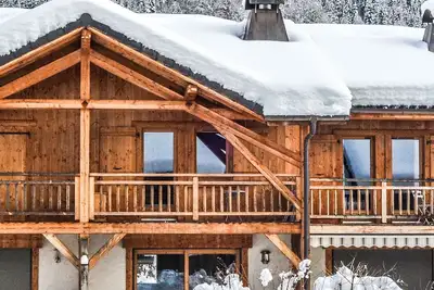 Image de Aéré lumière Chalet - Montagne et cascade Vues. Excellent accès tous les Équipements