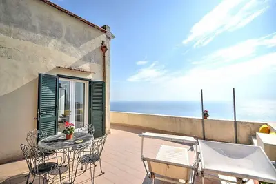 Image de Casa Alata: Un charmant appartement face au soleil et à la mer.