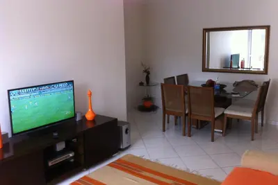 Guarujá - 3 lits. à Pitangueiras, Wi-Fi, 2 places de parking, 10 couchages