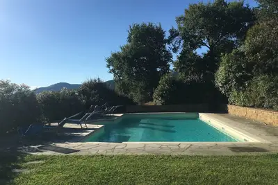 Image de Villa privée du 18ème siècle au coeur de la Toscane avec piscine et jardin fabuleux