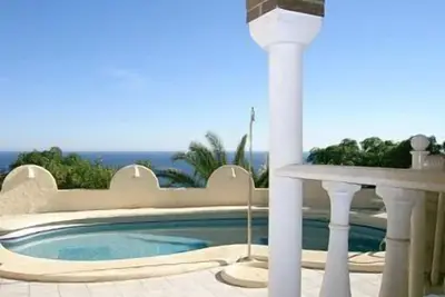 Image de Villa avec piscine privée, vue imprenable sur mer, à proximité de la plage, l'air conditionné, Wifi