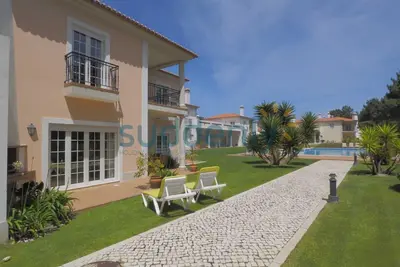 Image de Maison de ville en copropriété privée avec accès à 3 piscines chauffées