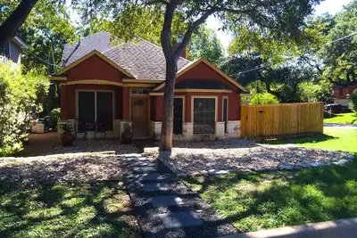 Image de Grande maison Zilker - centre-ville, Soco, Barton Springs, Acl, Sxsw, escapade de fin de semaine!