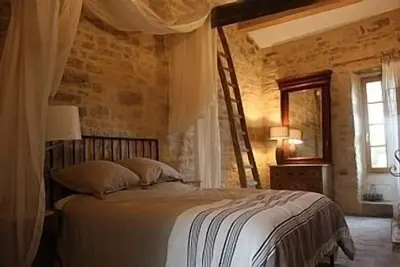Image de Appartement inspirant à Barjac avec terrasse vue sur les montagnes des Cévennes