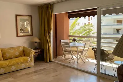 Image de Appartement dans le complexe exclusif Parque Marbella, 3 piscines, à 2 minutes de la mer. Acc1-3-A