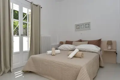 Image de Vagia Calm House est une maison récemment rénovée et entièrement équipée située à Paros