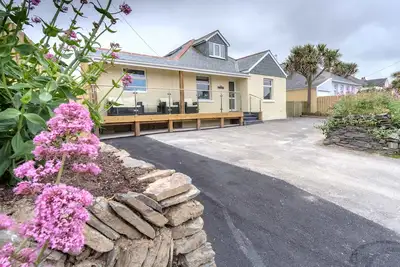 Image de Maison de vacances familiale à seulement 100 mètres de la plage de sable