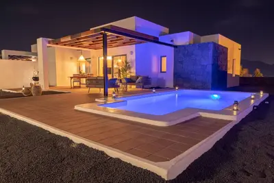Image de Villa Bellavista A8 avec piscine privée chauffée, Internet sans fil. . .