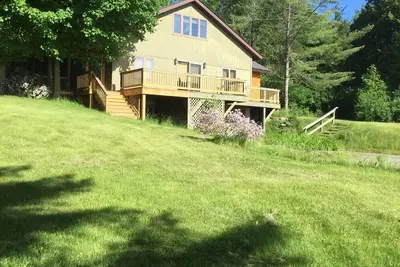Image de Lakeside Cottage avec 4 chambres à Essex, Ny