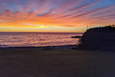 Image de Profitez de votre propre vue privée de Sister Bay couchers de soleil sur le front de mer