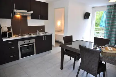 Image de Appartement Lagon 2/4 pers accès piscine 300m de la mer
