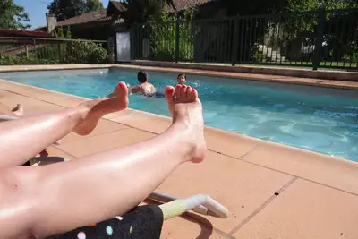 Image de Gîte avec piscine, campagne et wifi 8 personnes et 2 bébés, animaux de la ferme.